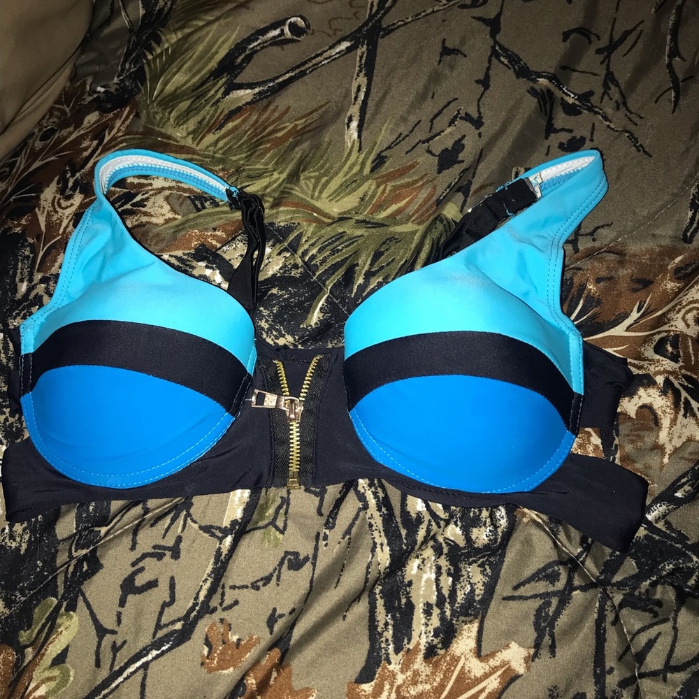Bathing suit top